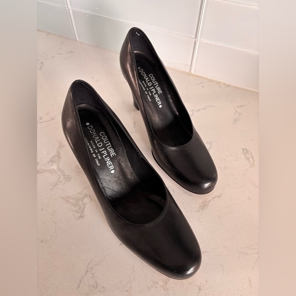 Donald J. Pliner Shoes - Donald J. Pliner Black Heels Classic Elegance